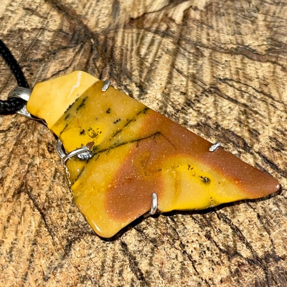 Yellow Mookaite Pendant 2 1/4” - Picture 6 of 10